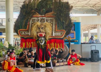 Bandara Juanda dan Disbudpar Jatim Hadirkan Penampilan Seni Budaya Bandara