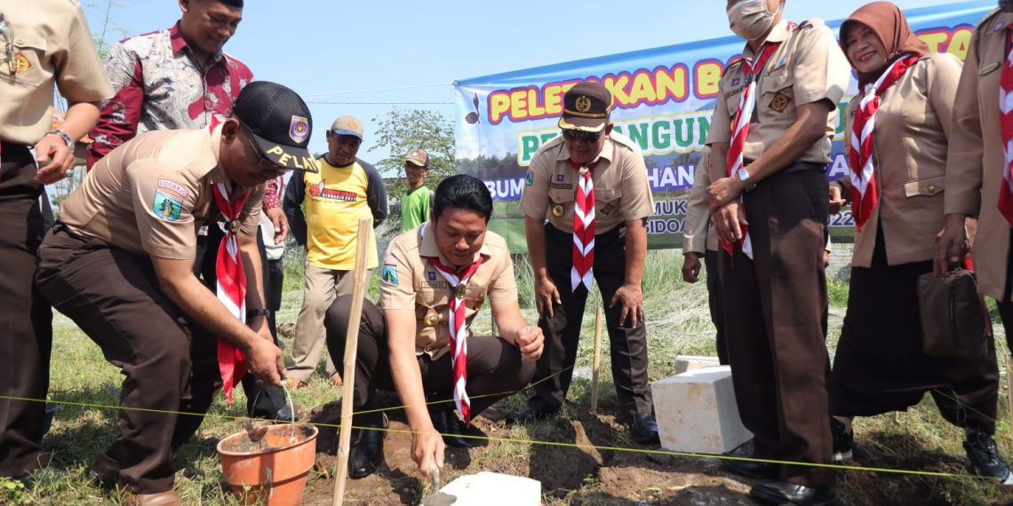 Kak Bandi Dukung Pemenuhan Sarpras di Bumi Perkemahan Sidoarjo