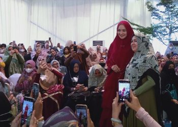 Si.Se.Sa: Tren Baru Berbusana Muslim Gaya Syar’i Semua Kalangan