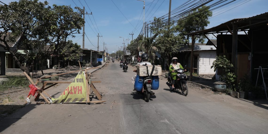 Proyek Betonisasi di Sedati, Gus Muhdlor: Memperlancar Aktivitas Ekonomi Warga Delapan Desa