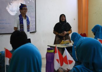 SMAMITA Sidoarjo Kedatangan Guru Tamu, Ajarakan Bahasa dan Budaya Jepang