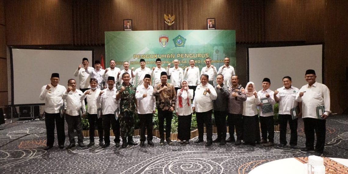 Resmi Dikukuhkan, Gus Muhdlor Beri Pesan Khusus untuk Pengurus FKKD yang Baru