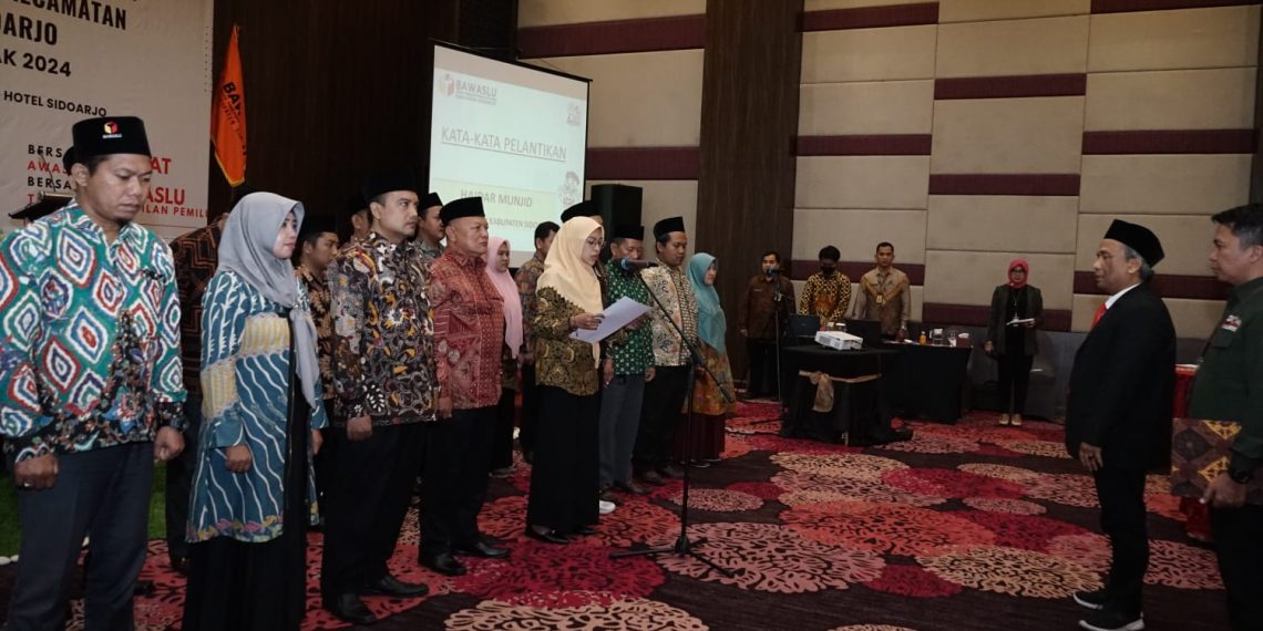 54 Panwascam di Sidoarjo Dilantik