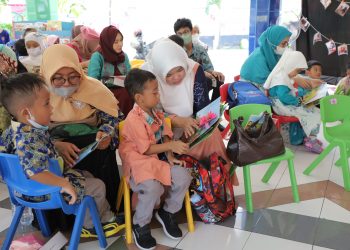 Peringati Hari Batik, KB-TK Al Muslim bareng Keluarga Kuatkan Karakter Siswa