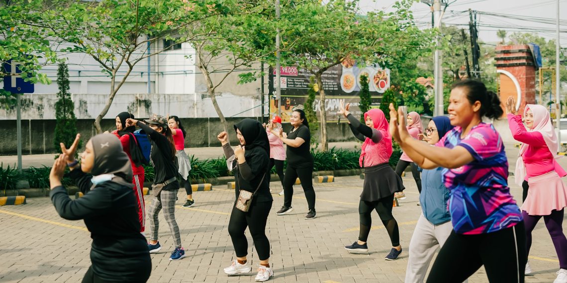 favehotel Sidoarjo Ajak Masyarakat Jaga Daya Tahan Tubuh melalui Zumba Bersama