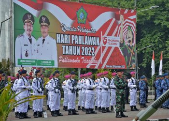 Prajurit Batalyon Infanteri 3 Marinir ikuti Upacara Hari Pahlawan di Alun-alun, Sidoarjo