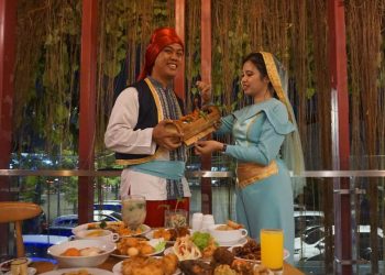 Nasi Bumbung Patrol, Buka Puasa Ala Santri di Favehotel Sidoarjo