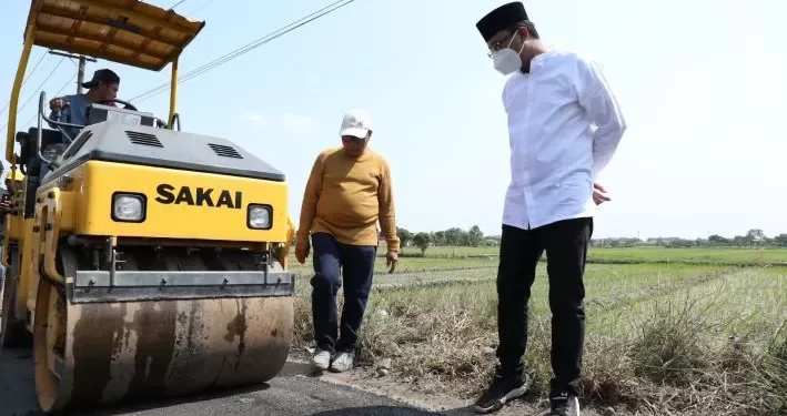 Bupati Sidoarjo Bakal Betonisasi dan Lebarkan Jalan Penghubung Tiga Desa di Kecamatan Wonoayu