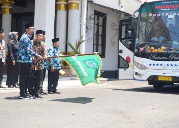 Lepas 53 Kafilah MTQ ke-30 Jatim 2023, Pesan Gus Muhdlor Pulang Sebagai Pahlawan