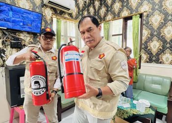 Bambang Haryo Kembali Pinjamkan Apar untuk Pasar Taman