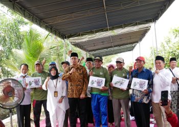 Gus Muhdlor Bekali Ratusan Petani di Sidoarjo Gunakan Alsintan dan Pestisida Nabati