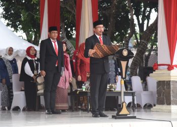 Peringati Hari Pahlawan, Bupati Gus Muhdlor Ajak Berjuang Perangi Kebodohon dan Kemiskinan