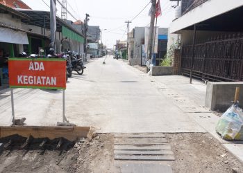 Proyek Betonisasi Tropodo I Dikebut Gus Muhdlor Untuk Perlancar Lalu lintas Ekonomi