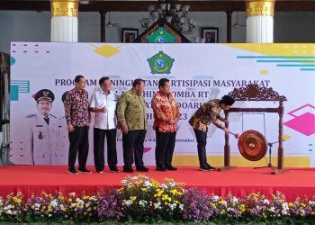 Bupati Gus Muhdlor Luncurkan Lomba Jimpitan Antar RT Berhadiah Ratusan Juta