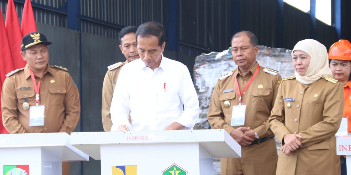 Presiden Jokowi Resmikan TPA Griya Mulyo Jabon
