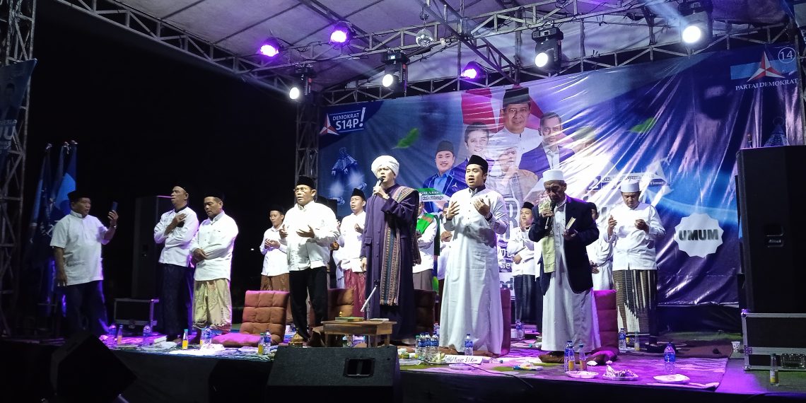 DPC Partai Demokrat Sidoarjo menggelar Acara Bertajuk Demokrat Bersholawat Menjelang Pemilu 2024