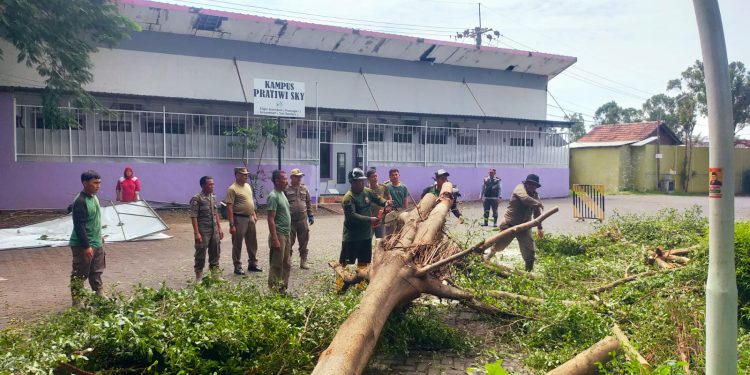 Pemkab Sidoarjo Siagakan 24 Jam Layanan Call Center 112 Antisipasi Cuaca Ekstrim