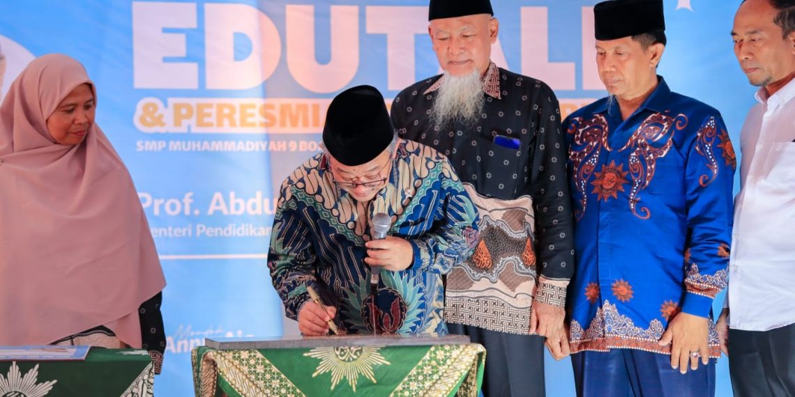 Menteri Pendidikan Dasar dan Menengah Rl Resmikan Gedung Terpadu SMP Muhammadiyah 9 Boarding School Tanggulangin