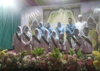 Maulid Nabi Dibalut Haflatul Imtihan, TPQ Al-Muhajirin Cetak Generasi Cinta Al-Qur’an