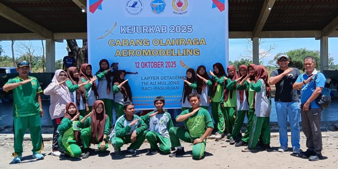 Raih Prestasi Gemilang! Murid SMP Hasjim Asj’ari Tulangan Borong Tiga Juara di Kejurkab Aero Modelling Jawa Timur