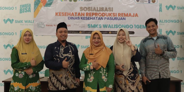 SMK Walisongo 1 Gempol Gandeng Dinas Kesehatan Gelar Sosialisasi Kesehatan Reproduksi Remaja