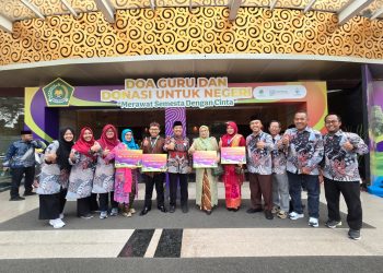 Guru Menginspirasi Umi Salamah Raih Juara 2 Nasional Kepala Madrasah Inspiratif