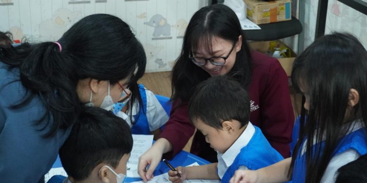 Dari Cerita ke Aksi, Aktivitas Kreatif Bantu Anak Pahami Etika