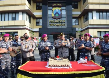 Polresta Sidoarjo Dapatkan Kejutan dari TNI di Hari Bhayangkara ke-76