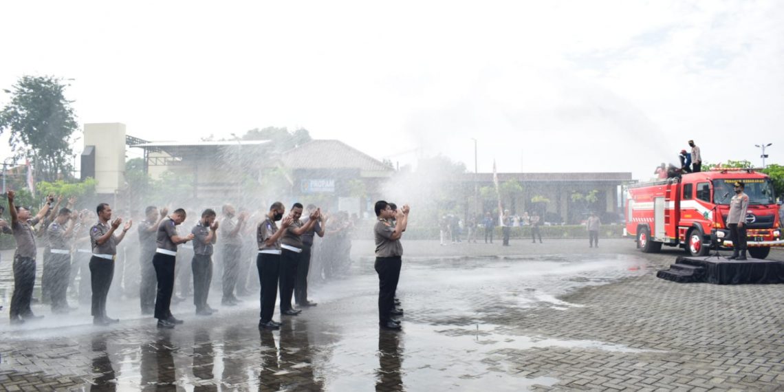 81 Anggota Polresta Sidoarjo Naik Pangkat di Hari Bhayangkara ke-76
