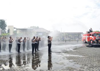 81 Anggota Polresta Sidoarjo Naik Pangkat di Hari Bhayangkara ke-76
