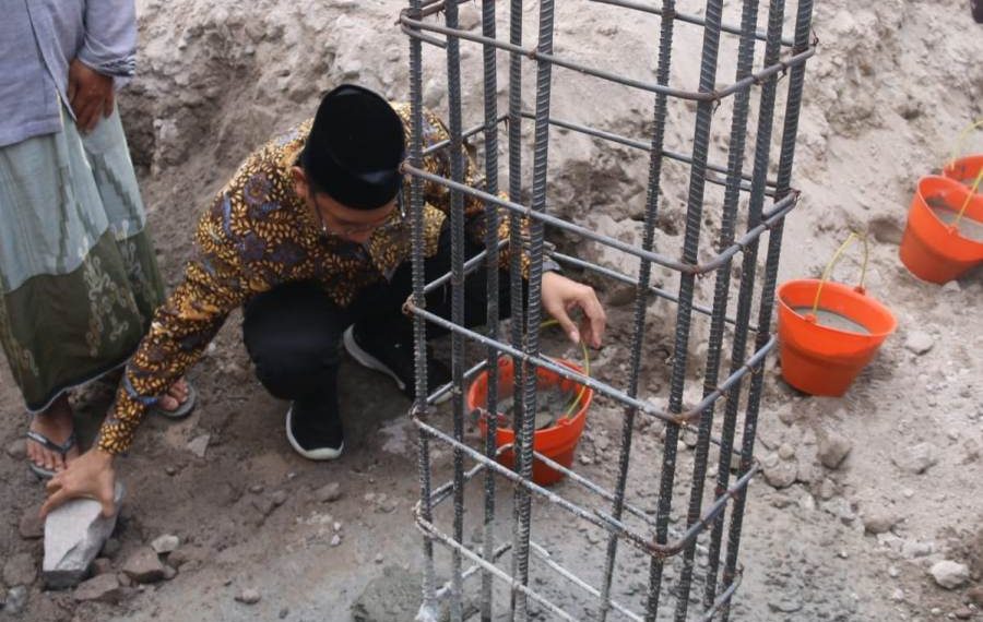 Bangun Gedung Serbaguna di Desa Banjarbendo, Bupati Gus Muhdlor Sampaikan Ini