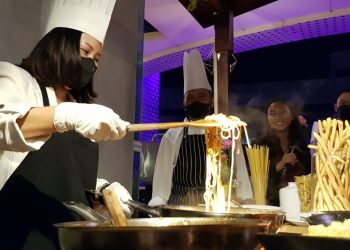 Tema Baru Buffet Selasar favehotel Sidoarjo, ala Internasional