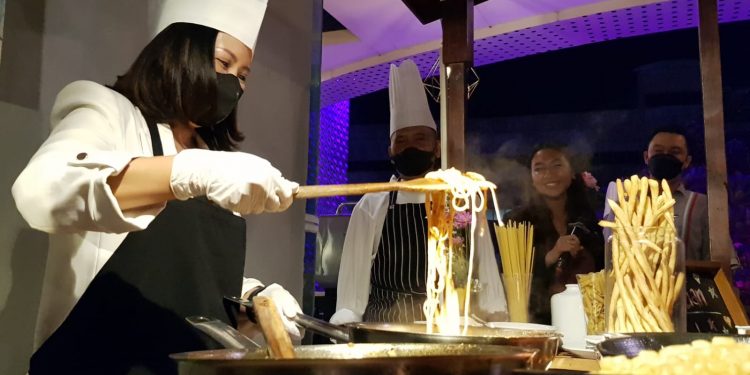 Tema Baru Buffet Selasar favehotel Sidoarjo, ala Internasional