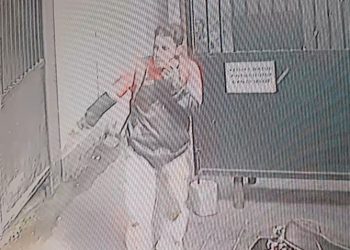 Aksi Maling di Rumah Kos Terekam CCTV