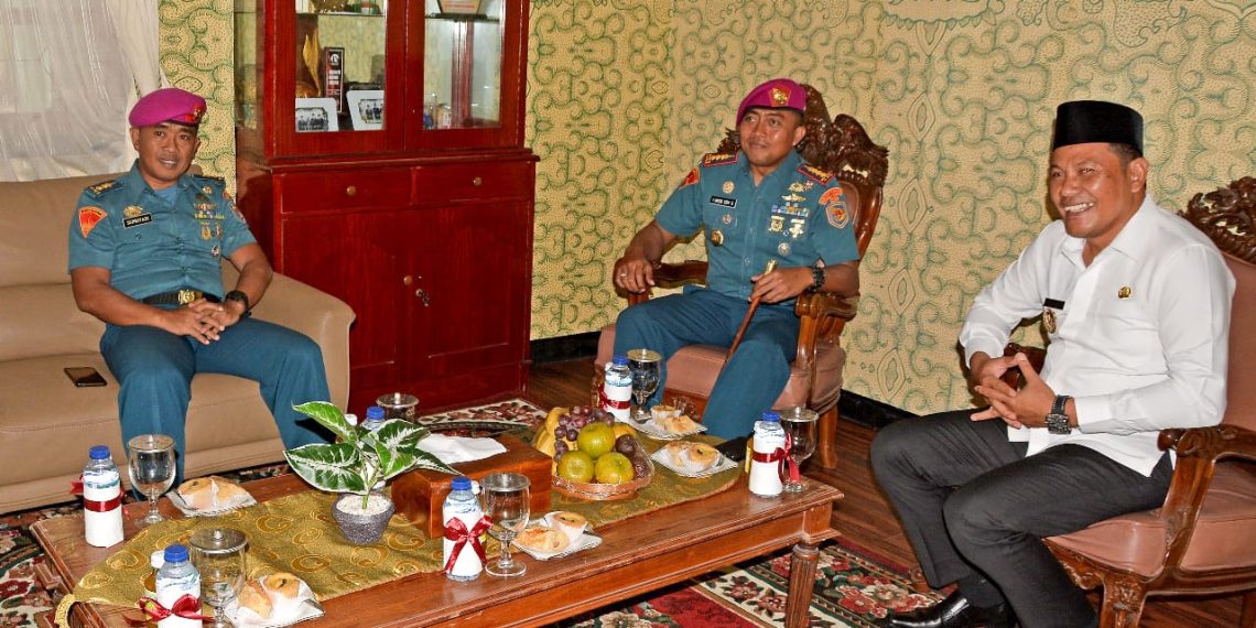 Jaga Solidaritas dan Silaturahmi, Danbrigif 2 Marinir Kunjungi Wabup Sidoarjo