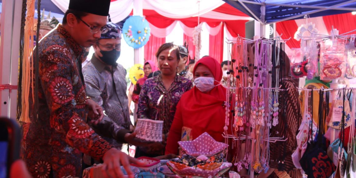 Peringatan Hantaru 2022, Bupati Gus Muhdlor Buka Gebyar UMKM di Kantor BPN Sidoarjo