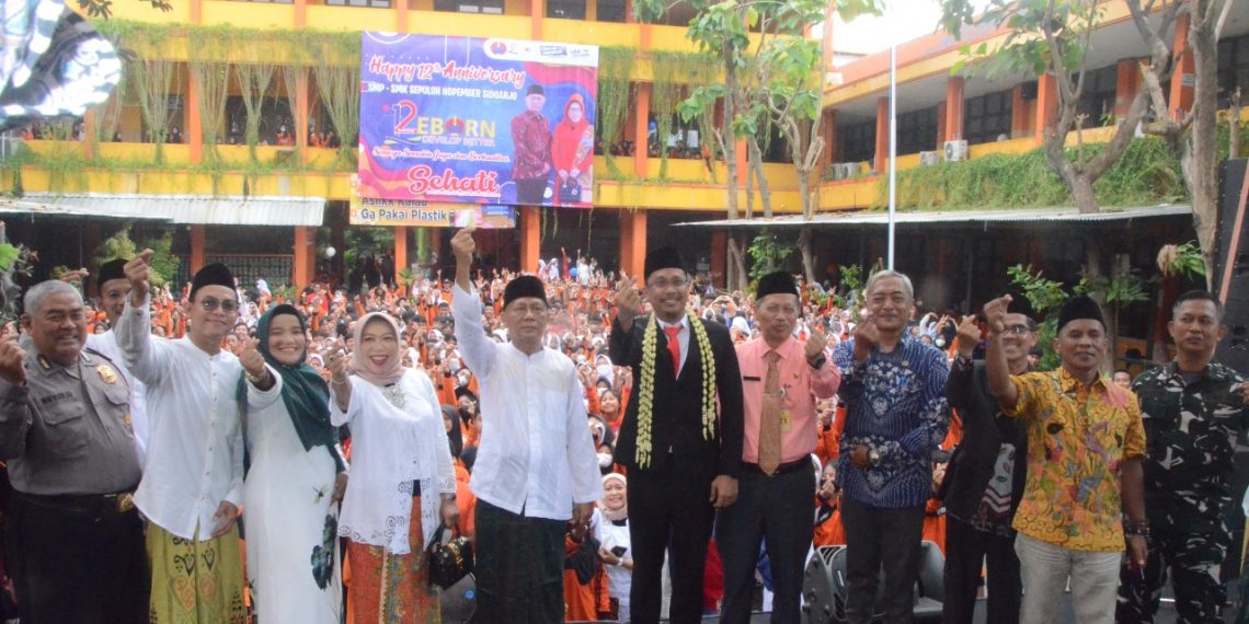 Canangkan Pahlawan Literasi, Gus Muhdlor Ajak Masyarakat Merdeka dari Kebodohan
