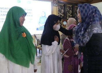 Peringati Isra’ Mi’raj, TP PKK Gelar Pengajian dan Santunn Anak Yatim Piatu