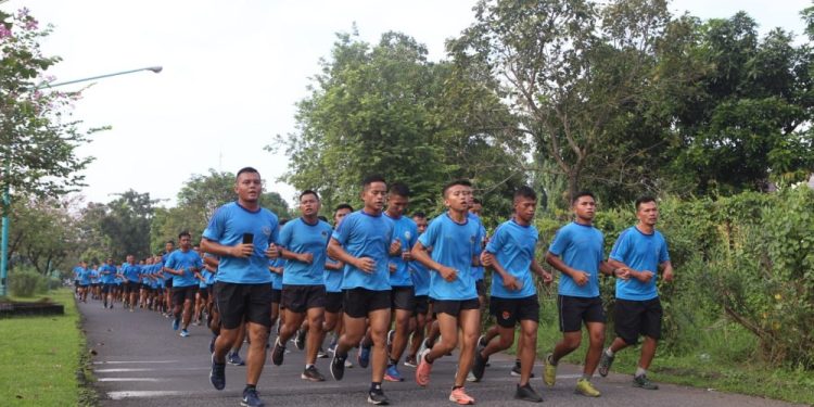 Prajurit Yon-Arhanudse 8/MBC Gelar Binsik Sejauh 7 Kilometer