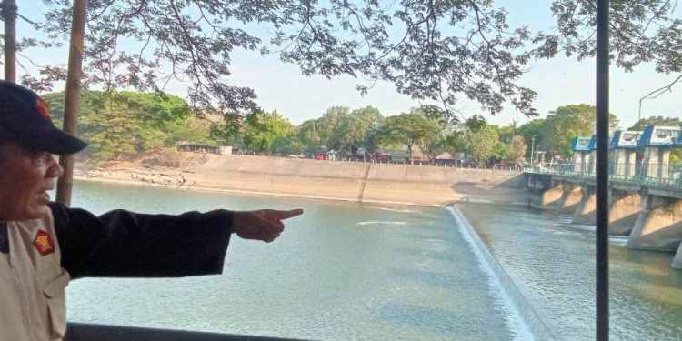 Tinjau Pasokan Air di Rolag Songo, Bambang Haryo Tegaskan Harusnya Tak Ada Kekeringan di Sidoarjo