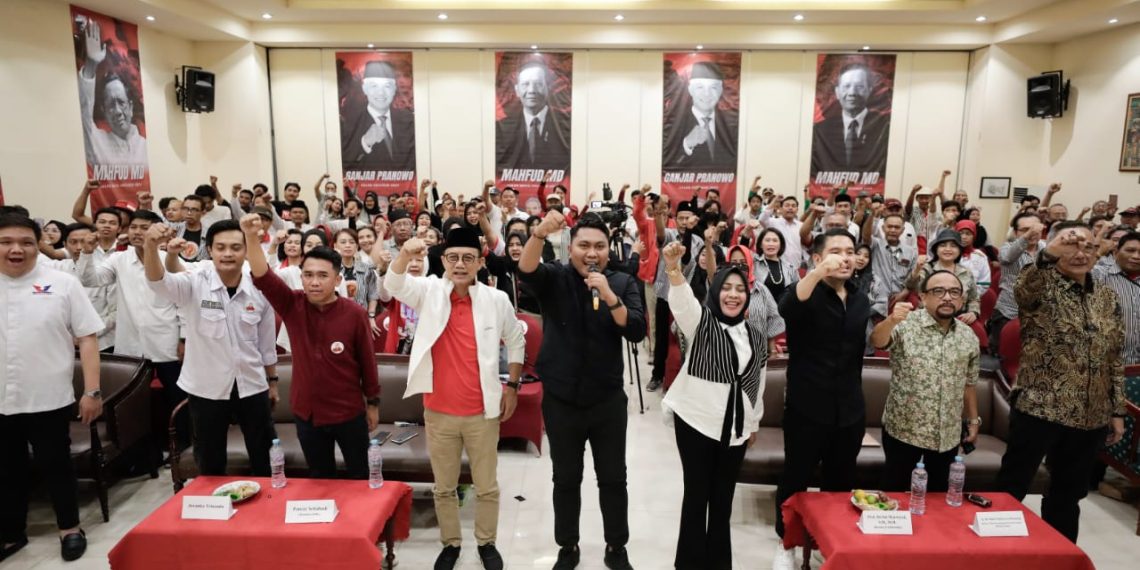 Perkokoh Solidaritas di Hari Sumpah Pemuda, Orang Muda Ganjar Jatim Helat Rakerwil ll di Surabaya