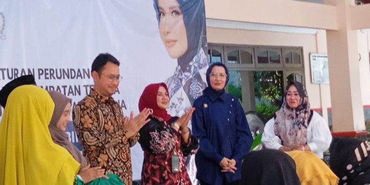 Arzeti Apresiasi Penurunan Angka Pengangguran di Sidoarjo