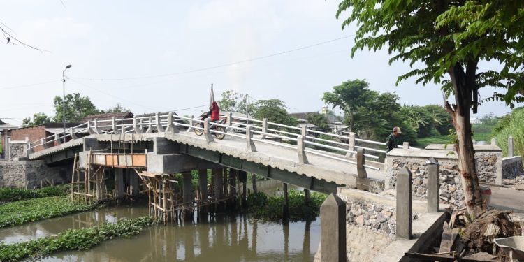 Proyek Betonisasi Ruas Jalan Kwangsan Sedati Sudah Rampung 100 Persen