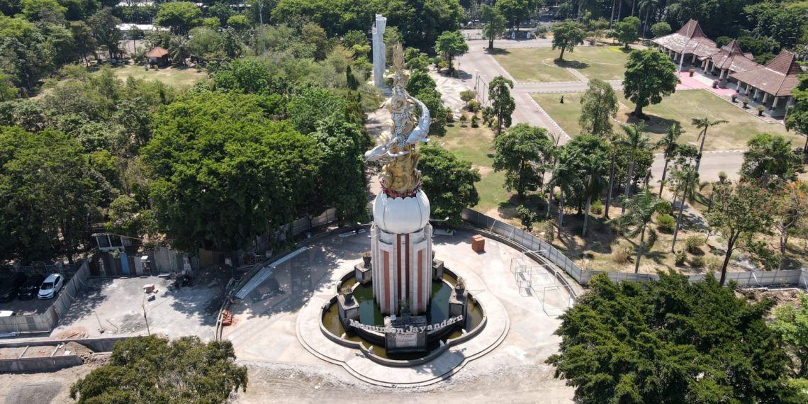 Bupati Sidoarjo Gus Muhdlor : Revitalisasi Alun-Alun Sudah Capai 58 Persen