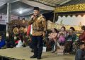 Ratusan Warga Karang Puri Nobar Wayang Kulit Bersama Bambang Haryo