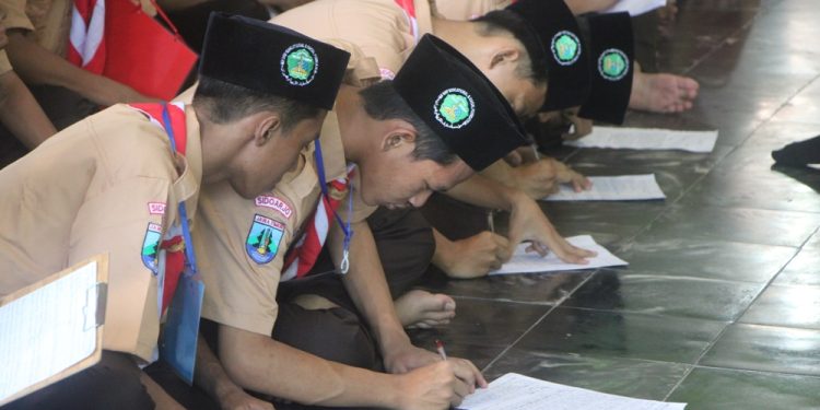 MPLS SMK YPM 1 Taman: 605 Siswa Menulis Surat Terbuka untuk Pemimpin Negeri