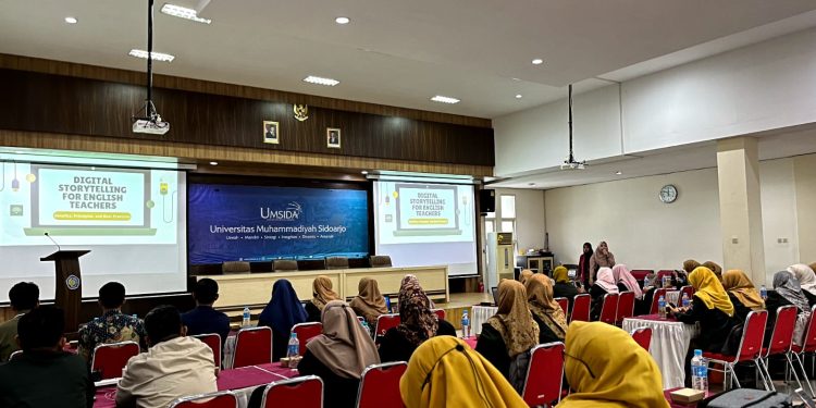 UMSIDA Latih Guru SMA Sidoarjo Buat Media Ajar Digital