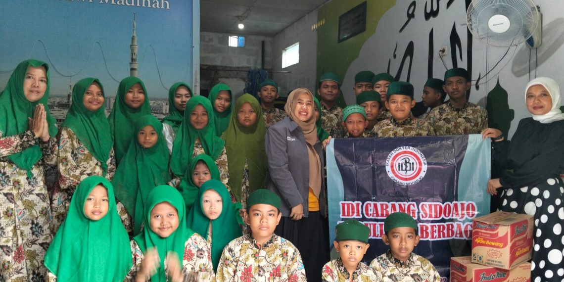 IDI Sidoarjo Rayakan HUT ke-75 dengan Berbagi Kepedulian Kepada Masyarakat